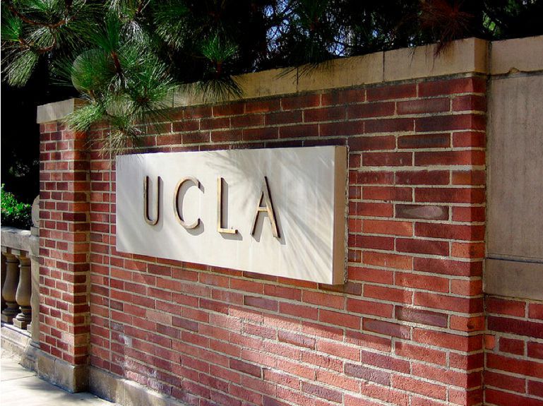 UCLA+sign_7069a5bf-cbe9-4ff6-903d-f92b258e508a-prv